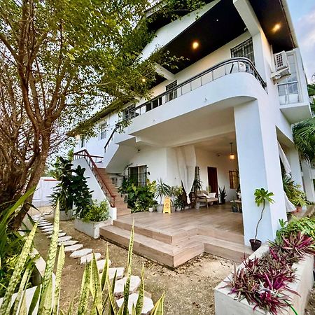 Stylish Apartments Near Best Western Hotel Belize City Exterior photo