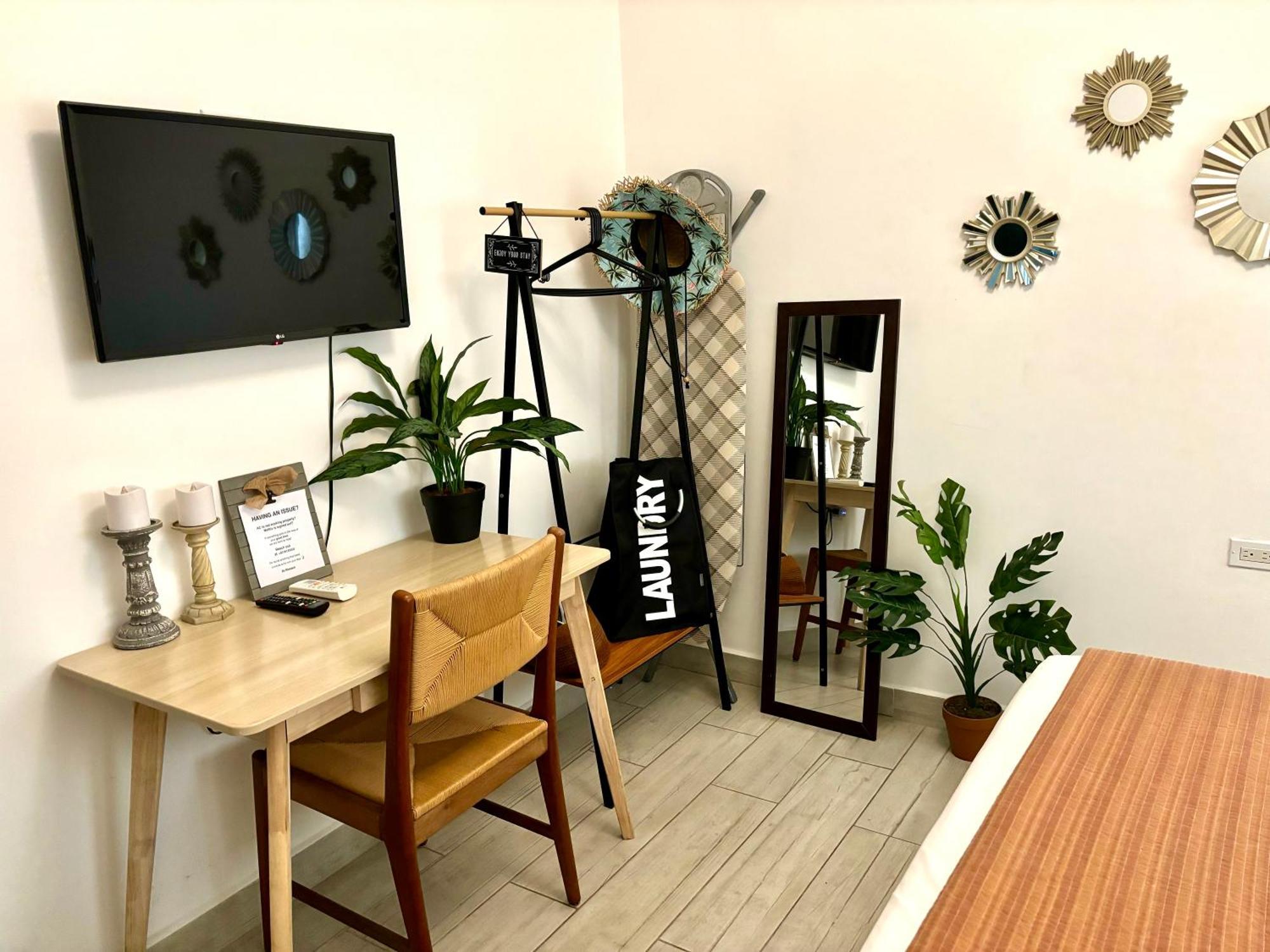 Stylish Apartments Near Best Western Hotel Belize City Exterior photo