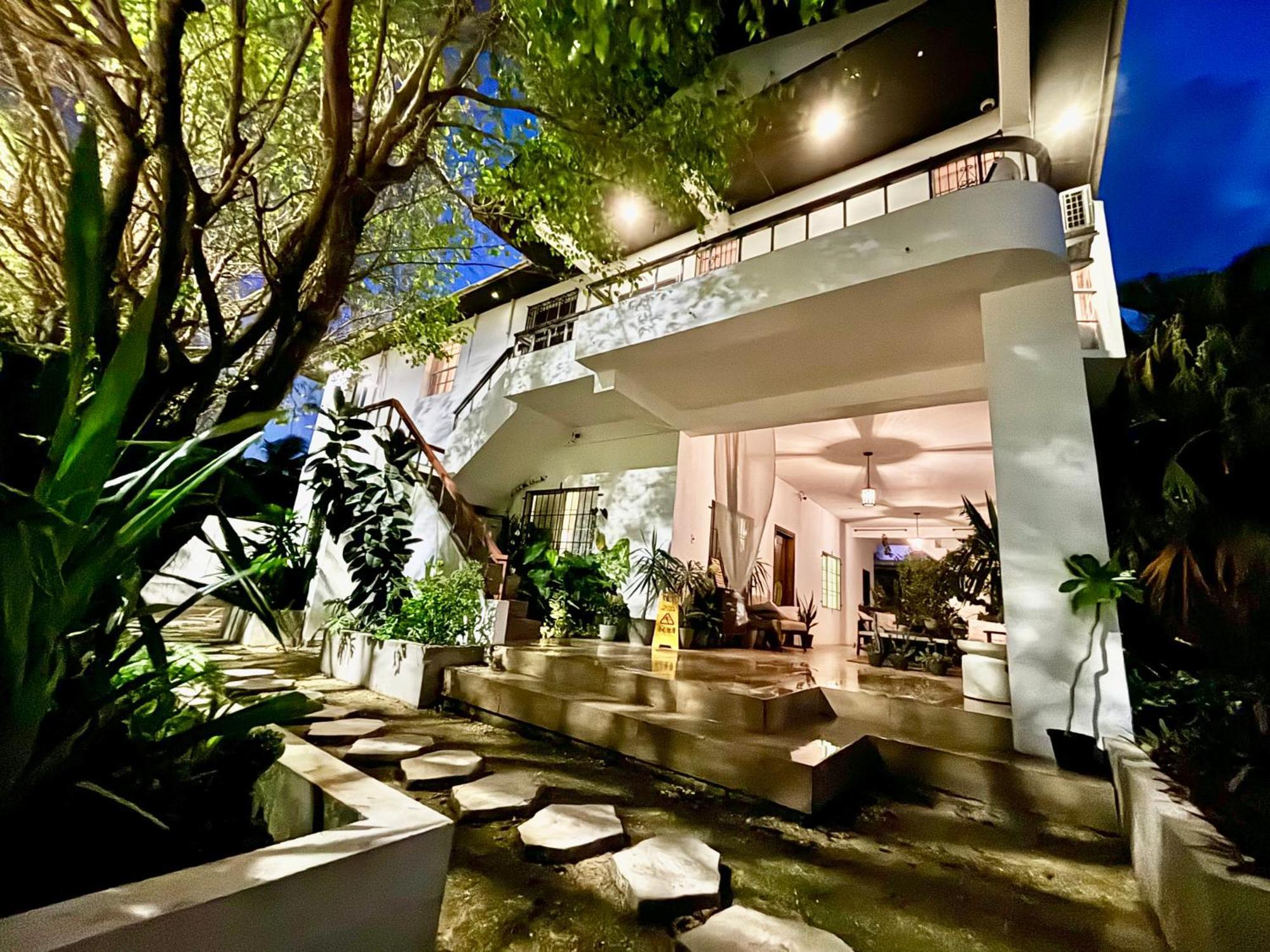 Stylish Apartments Near Best Western Hotel Belize City Exterior photo